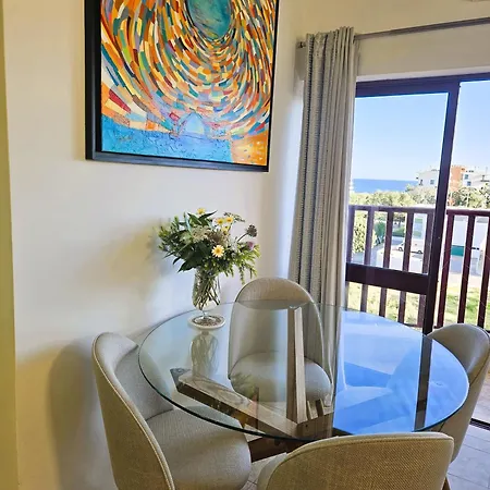 Seaview Apartment *